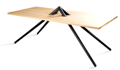 Concept dining table, par Olivier Tilbury Concept dining table, par Olivier Tilbury
