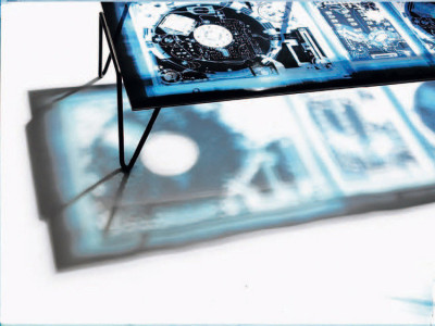 Table basse Xradio Disc par Diesel Creative Team Table basse Xradio Disc par Diesel Creative Team