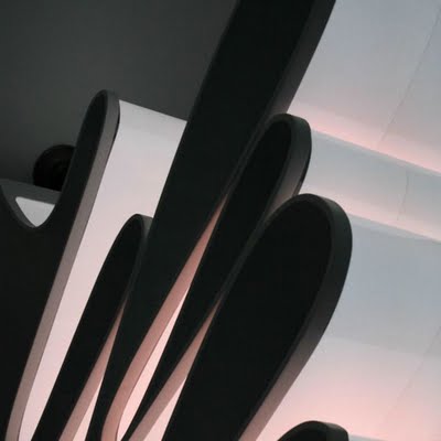 Lampe carbon par Marcus Tremonto