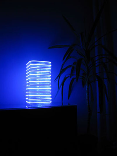 Luminaires à néon par Roger Borg