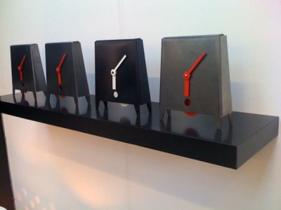 Horloge Acero par Michael Siney