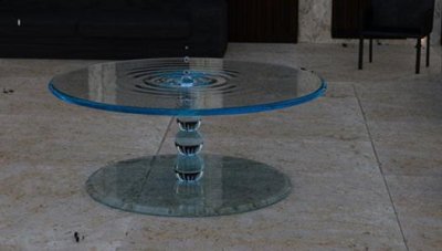 Table illusion par Lee J. Rowland Table illusion par Lee J. Rowland
