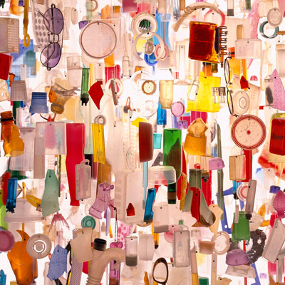 Suspension Tide par stuart haygarth