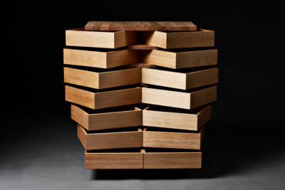 Commode Fjaril par Jakob Jørgensen Commode Fjaril par Jakob Jørgensen
