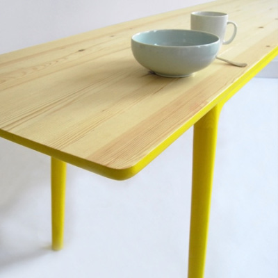 Table concept E8 par Mathias Hahn