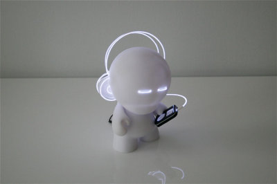 Lightbotz par Marcus Tremonto Lightbotz par Marcus Tremonto