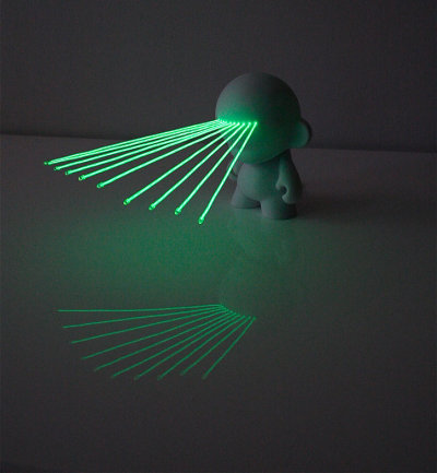 Lightbotz par Marcus Tremonto Lightbotz par Marcus Tremonto