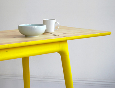 Table concept E8 par Mathias Hahn