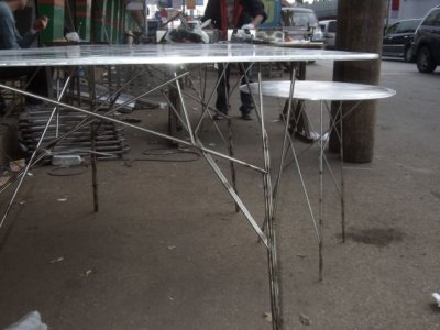 Tables arbustres par Zhili Liu