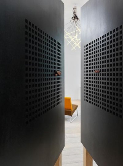 Fauteuil Confessionnal par Arik Levy