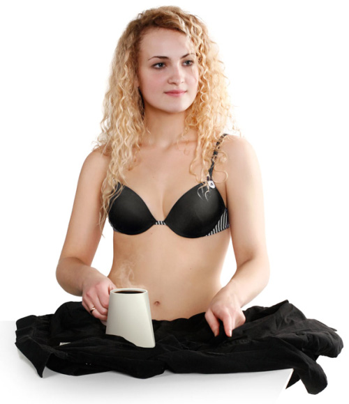 Ne plus être en retard, tasse fer à repasser par Art Lebedev Studio