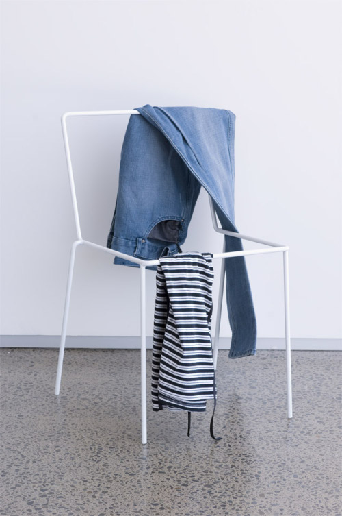 Sacrificial Chair par Punga & Smith Sacrificial Chair par Punga & Smith