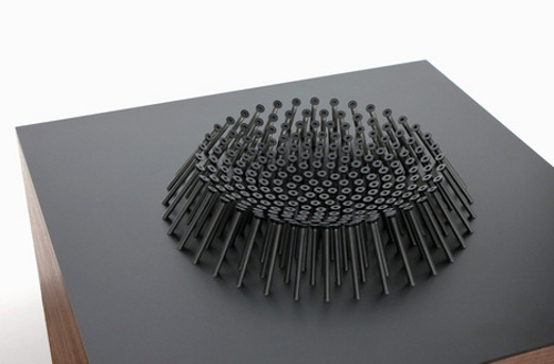 Table à Clous par Matthew Kroeker