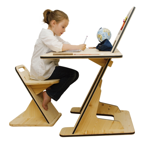 Az Desk Concept : le bureau évolutif par Guillaume Bouvet Az Desk Concept : le bureau évolutif par Guillaume Bouvet