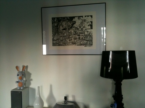 Graphic Please, shop online mettant en avant les artistes ! Chez moi (photo prise avec iPhone, soyez indulgent)