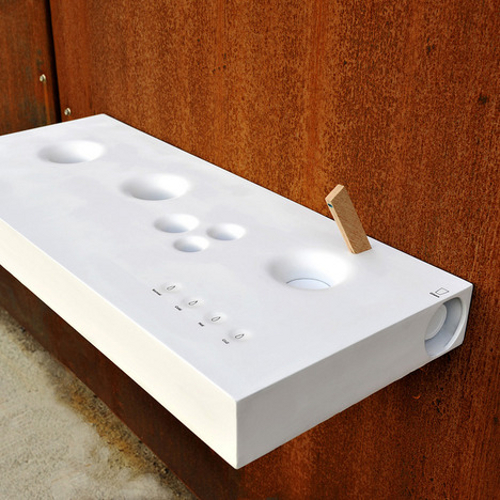 Purificateur d'eau minimaliste par Nicola Loi Purificateur d'eau minimaliste par Nicola Loi