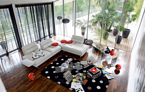 Style Roche Bobois : Généreux, graphique, qualitatif, varié… Style Roche Bobois : Généreux, graphique, qualitatif, varié…