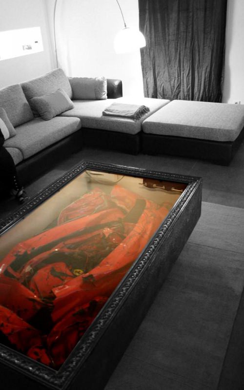 Crashed Ferrari Table par Molinelli Designs