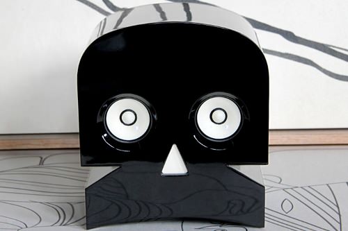 MinuSkull enceinte amplifiée par KUNTZEL DEYGAS design MinuSkull enceinte amplifiée par KUNTZEL DEYGAS design