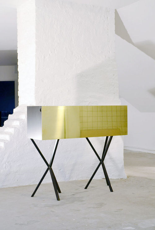 Bureau de travail et stockage par Per Söderberg
