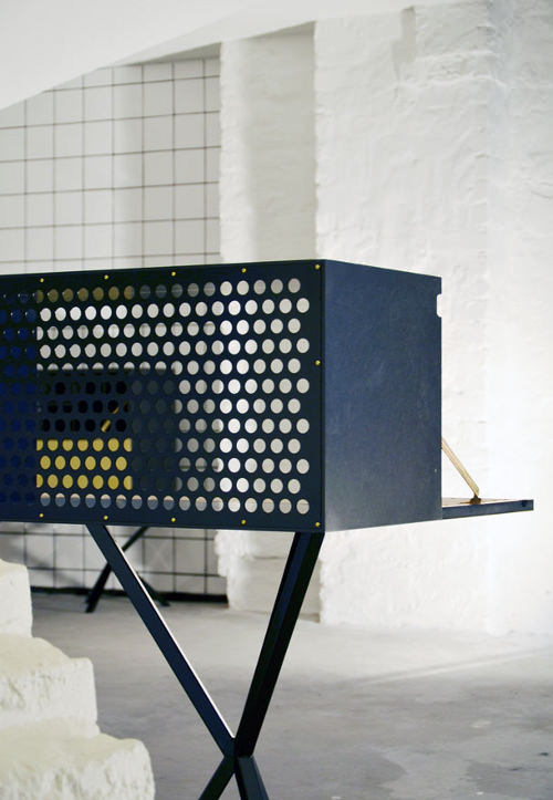 Bureau de travail et stockage par Per Söderberg