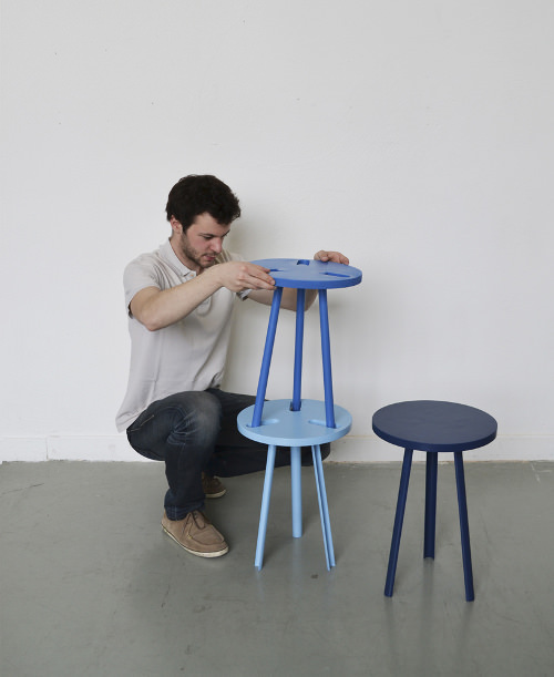 Modeste les tabourets empilables par Paul Menand