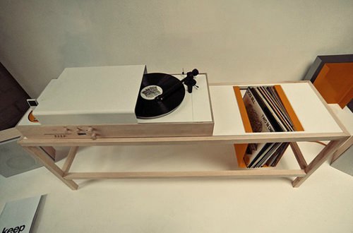 Keep On Turnin’ la platine d'intérieur par Valérie Hebel