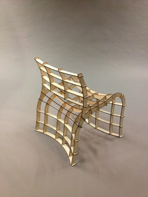 Lasercut 30 minutes pour une chaise par Frederik Alexander Werner